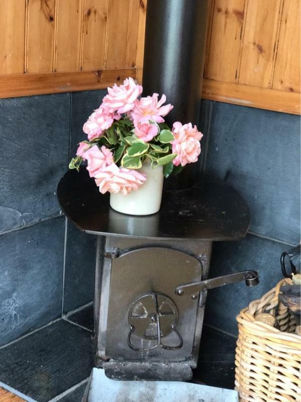 Hotel Shepherdshuts-Southeast à Ashford  Extérieur photo